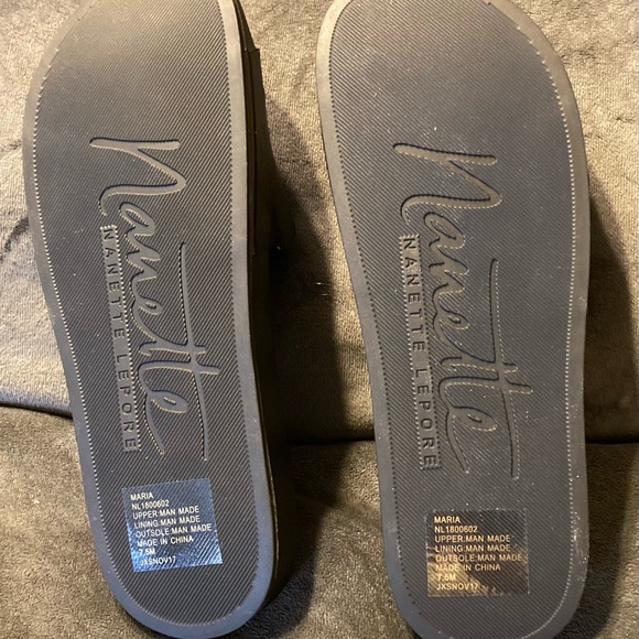 Nanette Lepore Black Maria sandals size 7.5 new with box - Picture 3 of 3